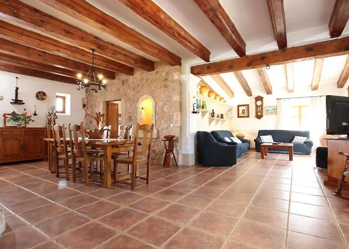 Holiday home Schoene Ganz In Der Naehe Von By Interhome *