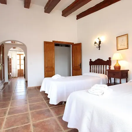 Ferienhaus Schoene Ganz In Der Naehe Von By Interhome