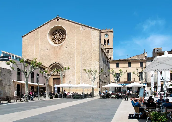 Schoene Ganz In Der Naehe Von By Interhome *